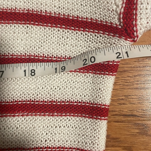 Loft sweater. Size large. - Picture 6 of 7